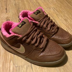 Nike SB Gibson guitar edition very rare in excellent condition size men’s 9